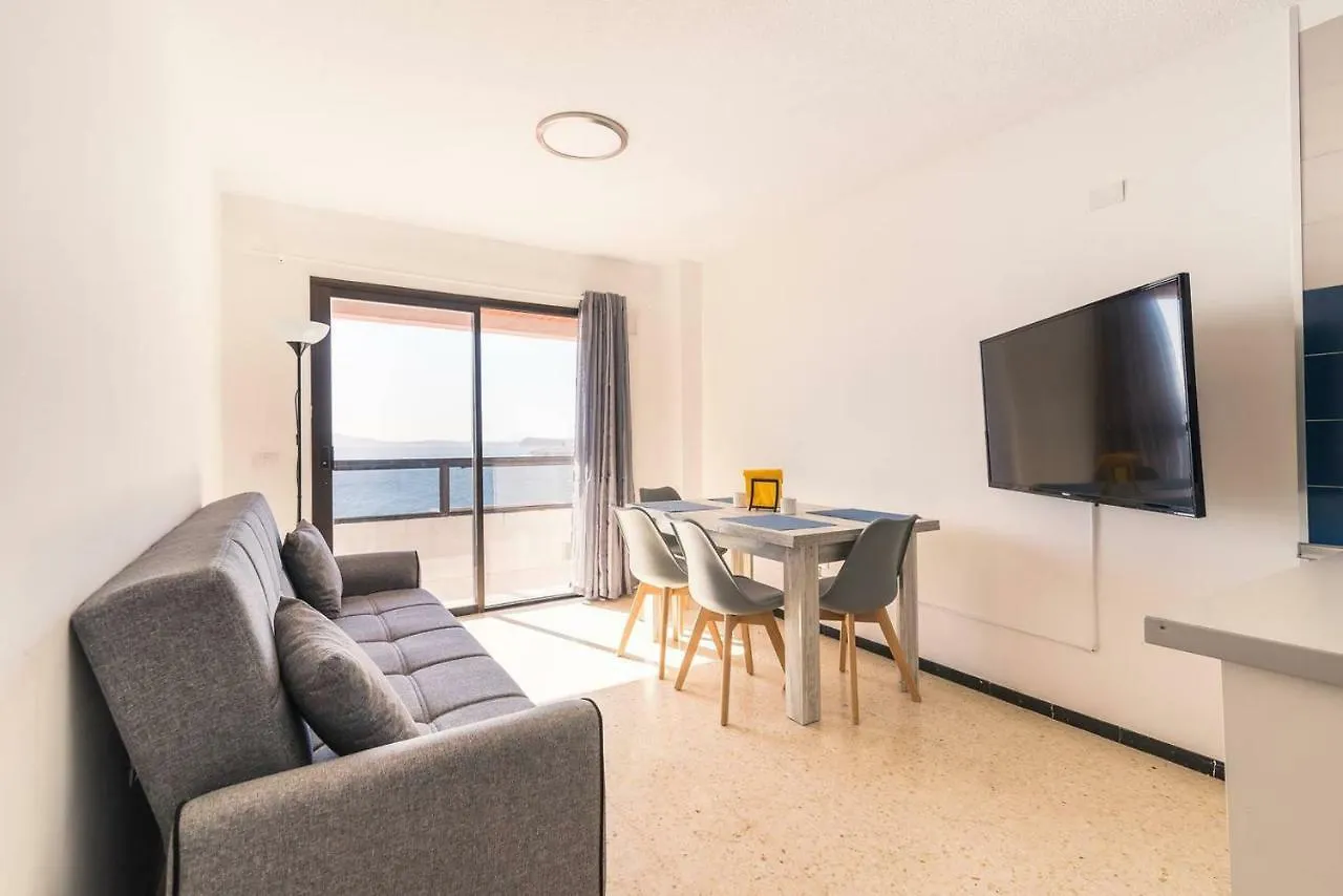 Apartamento con preciosas vistas al mar Melenara 0*,  España