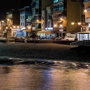 Apartamento Primera Línea Con Preciosas Vistas Al Mar, Melenara